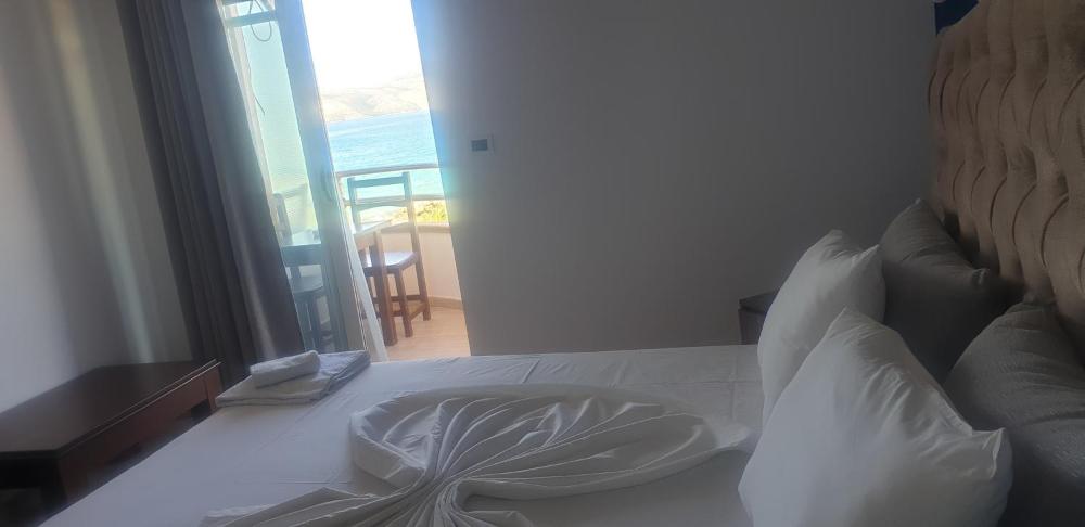 Triple Room with Sea View