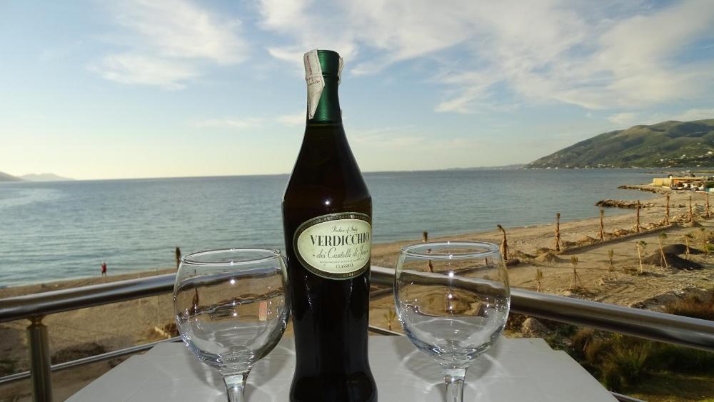 Family Room with Sea View
